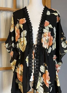 Haute Project Short Kaftan Robe Women’s 2XL Floral Satin Lace Trim Front Tie - Picture 1 of 12