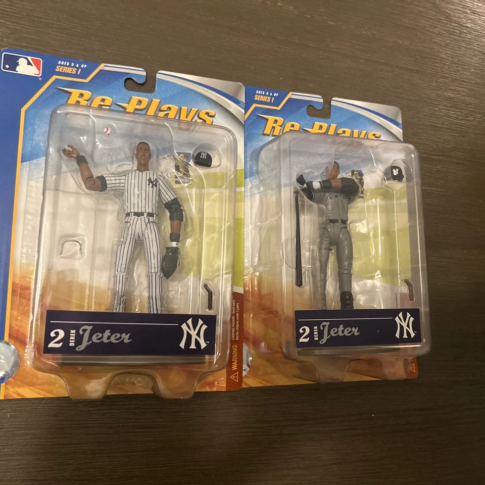 Derek Jeter Yankees Action Figure Re Plays Series 1. McFarlane Toys