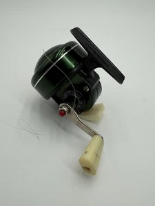 Vintage Johnson Century Model 100B Angelrolle Made In USA  - Bild 1 von 3