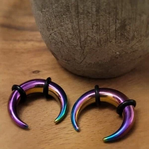 Pair Rainbow Steel Ear Plugs Buffalo Tapers Pinchers Horseshoes Gauges 00g - 14g - Picture 1 of 2