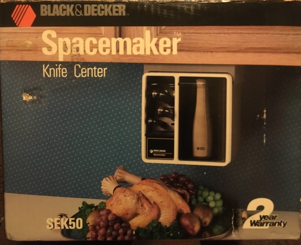 Black & Decker Spacemaker Under Cabinet Electric Carving Knife Center SEK50