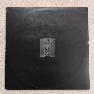 Joy Division: Unbekannte Freuden. 1979 UK LP Fact 10 Vinyl Schallplatte. Strukturbezug - Bild 1 von 24