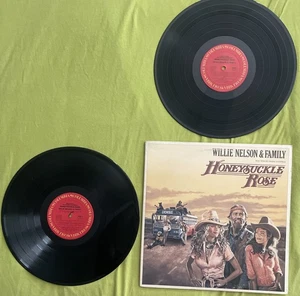 WILLIE NELSON & FAMILY Honeysuckle Rose USED 1980 2LP Soundtrack Vinyl COL-36752 - Picture 1 of 3