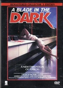 A BLADE IN THE DARK - DVD - UNCUT + BOOKLET - - Picture 1 of 2