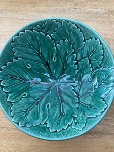 Wedgwood Majolica Grape Leaf Bowl C.1940 - Picture 1 of 6