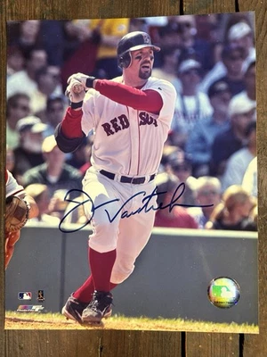 JASON VARITEK #33 signed BOSTON RED SOX 8x10 Photo CERTIFICATE OF AUTHENTICITY - Image 1 of 4