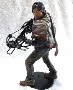 DARYL DIXON • SURVIVOR EDITION 10 INCH • McFARLANE THE WALKING DEAD TV SERIES - Picture 1 of 4