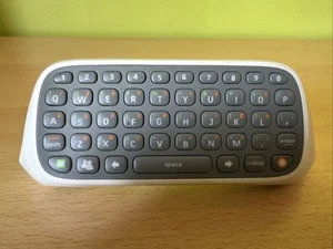Official Microsoft Xbox 360 Chatpad Keyboard Keypad White - Picture 1 of 5