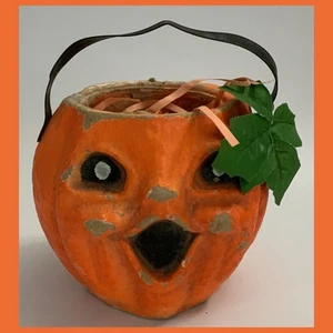 Contenitore caramelle Jack-O-Lanterna/zucca vintage anni 30-50 in cartapesta con manico 7” 🅰️ - Foto 1 di 12