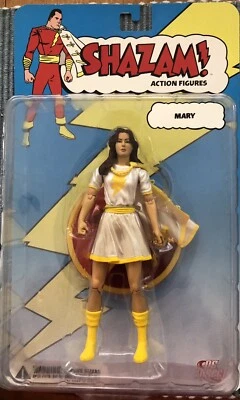 DC Direct Shazam! Figura de acción Mary Marvel NUEVA EN PAQUETE Foto 1 de 2
