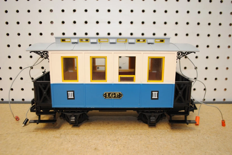 LGB 3012 Third (3rd) Class Blue Passenger Coach Car w/Light *G-Scale* - Image 1 of 4