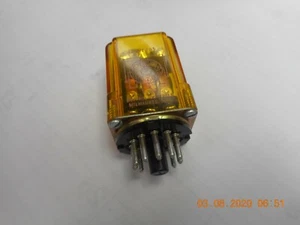 105-2205 RELAY 3PDT 11 PIN - Picture 1 of 3