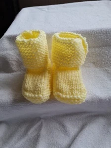 knitted baby booties 3-6 Months - Picture 1 of 2