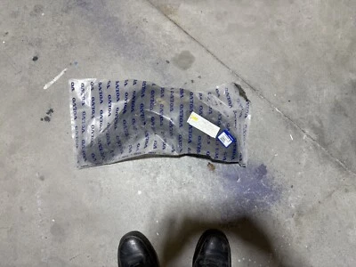 Panel de cenefa (derecha, trasera) -- Volvo C30 2010 a 2013 Foto 1 de 3