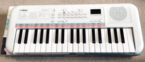 Yamaha PSS-E30 37 teclas mini teclado Remie blanco niños de Japón - Imagen 1 de 8