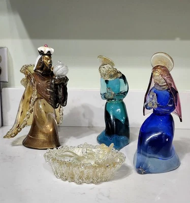 Vintage Venetian Art Glass Nativity Set Figurines  - Image 1 of 4