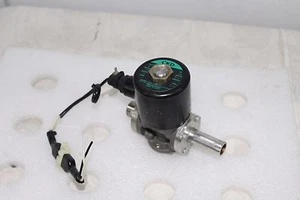 CKD Corp HVB51-12F-5 Solenoid Valve - Picture 1 of 7