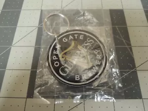 Brand New! Guinness Open Gate Brewery - Baltimore Maryland - Souvenir Keychain - Picture 1 of 10