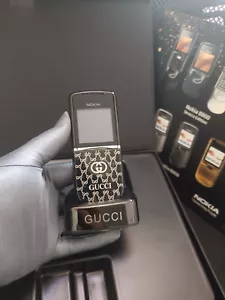 RARO CELLULARE NOKIA 8800 SCIROCCO NERO 8800d GUCCI EDITION SBLOCCATO GSM COMPLETO - Foto 1 di 19