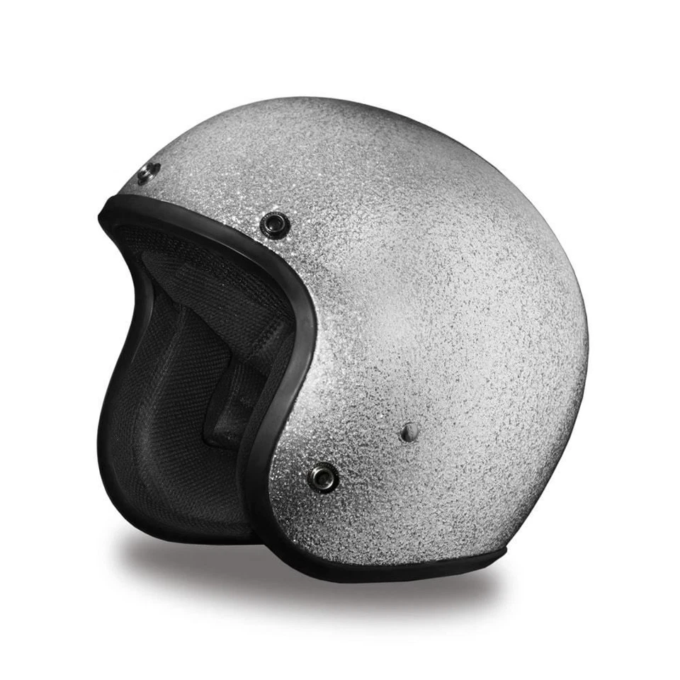 Daytona Helmets CRUISER-SILVER METAL FLAKE DOT Motorcycle Helmet DC7-S - Image 1 of 4