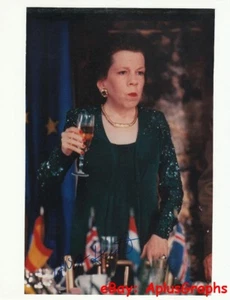 LINDA HUNT.. If Looks Could Kill - SIGNIERT - Bild 1 von 1