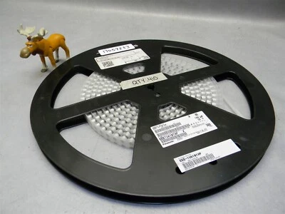 Panasonic EEE-1VA101XP Aluminum Electrolytic Capacitors Reel of 410 - Image 1 of 4