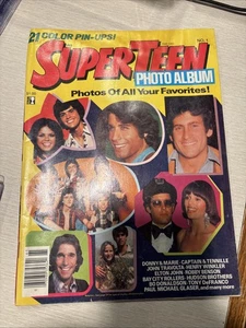 1976 Super Teen Photo Album # 1 Magazine Travolta Elton John - Picture 1 of 4