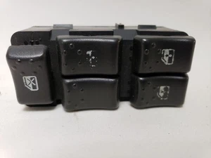 03-07 ION Front Driver Master Window Switch E5D12 - Picture 1 of 3