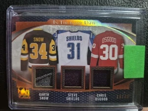 Chris Osgood/ Steve Shields/ Garth Snow TRIPLE PATCH /30 #GU3-17 Leaf 2016-17 - Picture 1 of 2