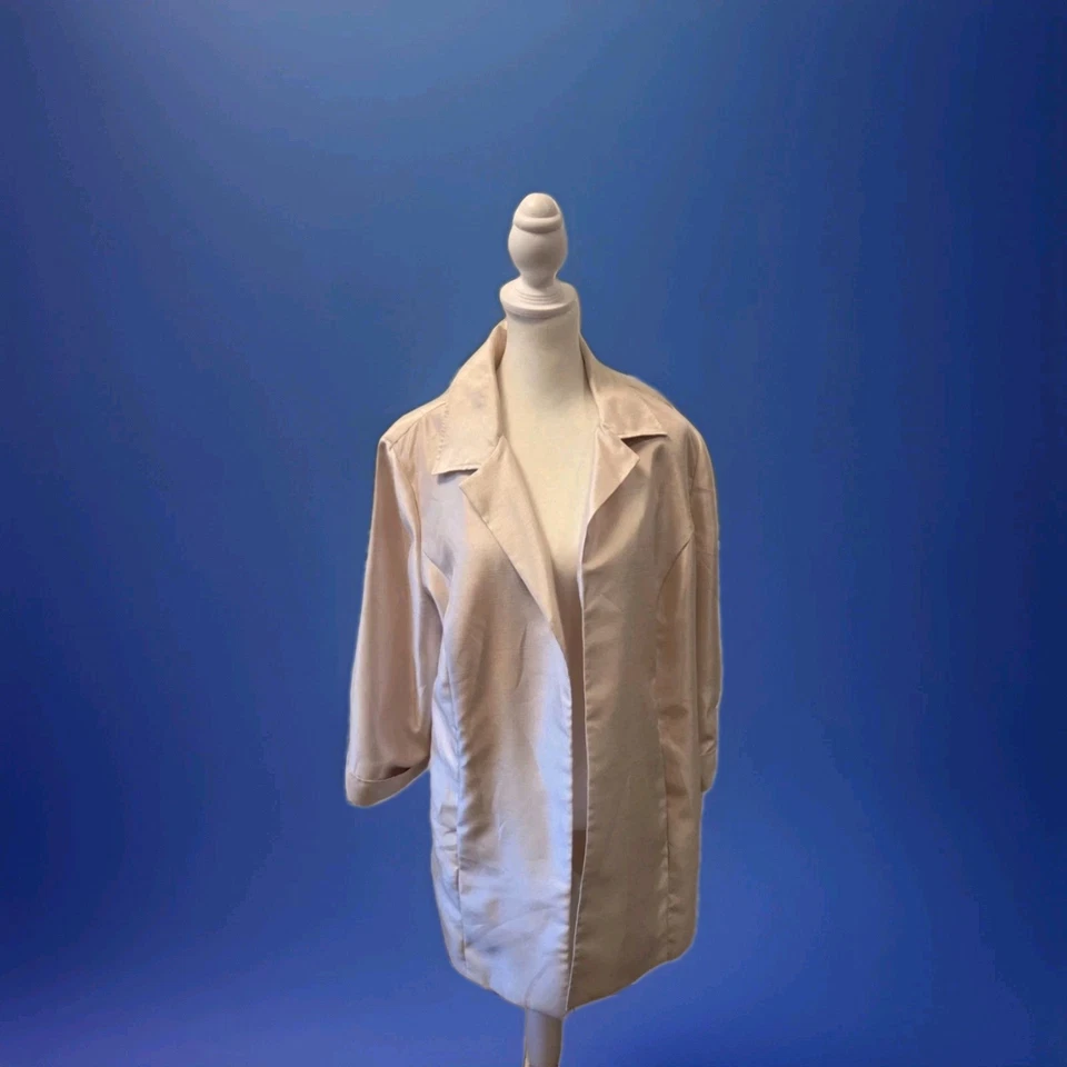 Chico's Subtle Shine Topper Long Sleeve Jacket Natural Cream Size 2 NWT  12/14. - Image 1 of 4