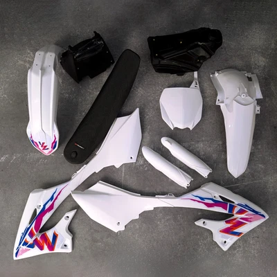 Restyle Plastics + Seat + Fuel tank + Decals Yamaha YZ125 YZ250 2005-2007 - Imagem 1 de 4
