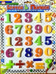 Magnetic Numbers Alphabet Letters Fridge Magnets Learning Toy - Foto 1 di 2