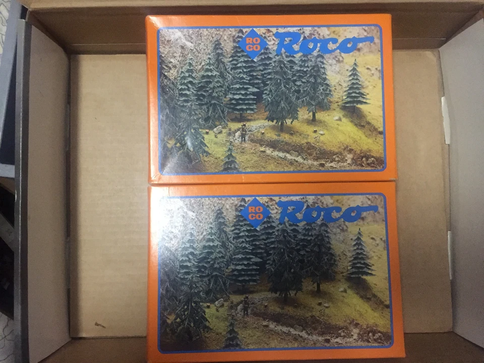 ROCO 40090 2 x Packungen Tannen + Fichten NEU + OVP - Bild 1 von 3
