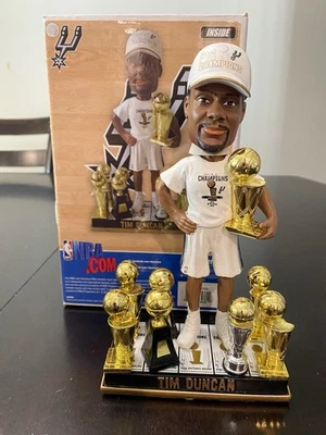 Тим Данкан San Antonio Spurs Championship Trophies качающаяся голова - Изображение 1 из 4