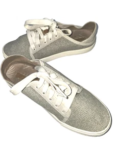 Olukai Pehuea Li Damen Slipper Sneaker Freizeitschuhe, Größe 9, Schlick/Leinen - Bild 1 von 13