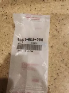 90012-me5-000 Honda Bolts, Lot Of 5 - Bild 1 von 2