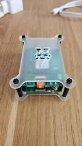 Raspberry Pi 5 8GB + HatDrive + SSD 512GB + Carcasa + Fuente de alimentación y cable HDMI - Imagen 1 de 10