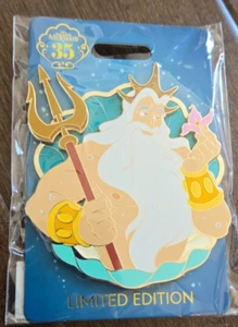 2024 MICKEYS OF GLENDALE THE LITTLE MERMAID 35TH ANNIVERSARY KING TRITON PIN 300 - Picture 1 of 1