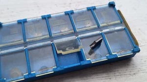 10 Iscar self-grip carbide parting inserts GTL 2 8D IC20 ( GTL2 2mm part-off gtn - Picture 1 of 2