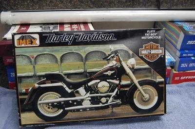 Kit modelo motocicleta Fat Boy #404 IMEX escala 1:9 Harley-Davidson FLSTF Foto 1 de 4