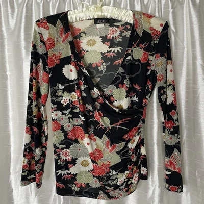 Top envolvente de malla Y2K de colección pequeño floral hada boho semi transparente manga larga JTB Foto 1 de 4