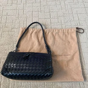 Bottega Veneta Intrecciato Shoulder Bag Black Leather Vintage Auth Japan USED - Picture 1 of 10