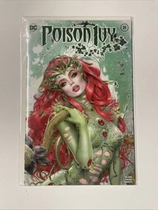 POISON IVY #21 * NM+ * NATALI SANDERS TRADE DRESS VARIANT A HARLEY QUINN BATMAN - Picture 1 of 5