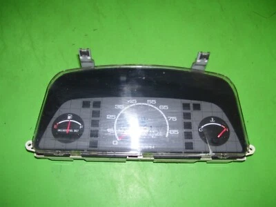 90 Geo METRO 1990 velocímetro cuadro de instrumentos fabricante de equipos originales 71 k dañado sin tacómetro  Foto 1 de 4