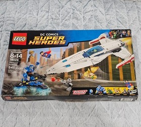 LEGO DC Comics Super Heroes: Darkseid Invasion (76028) SEALED | RETIRED 2015