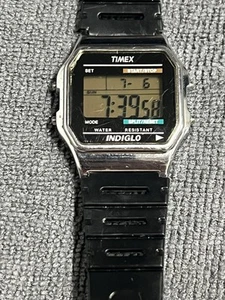 Vintage TIMEX LCD Chronograph Watch Indiglo 739 T J7 New Battery Works - Picture 1 of 9
