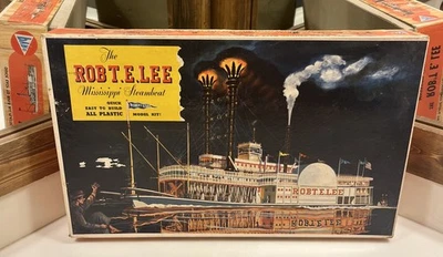 Kit modelo barco de vapor Pyro Plastics The Rob’t E. Lee Mississippi #237 Foto 1 de 4