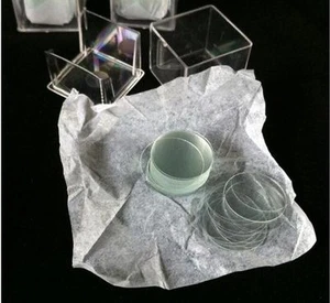 Hot Sale Φ20mm Round Microscope Glass Cover Slides Coverslips 100pcs/Box - Picture 1 of 4