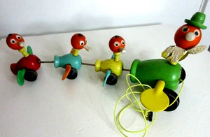Fisher Price Gabby Goofies 776 Duck Wood Pull Toy 1963/64 13" FPT19459 COMPLETE - Picture 1 of 8