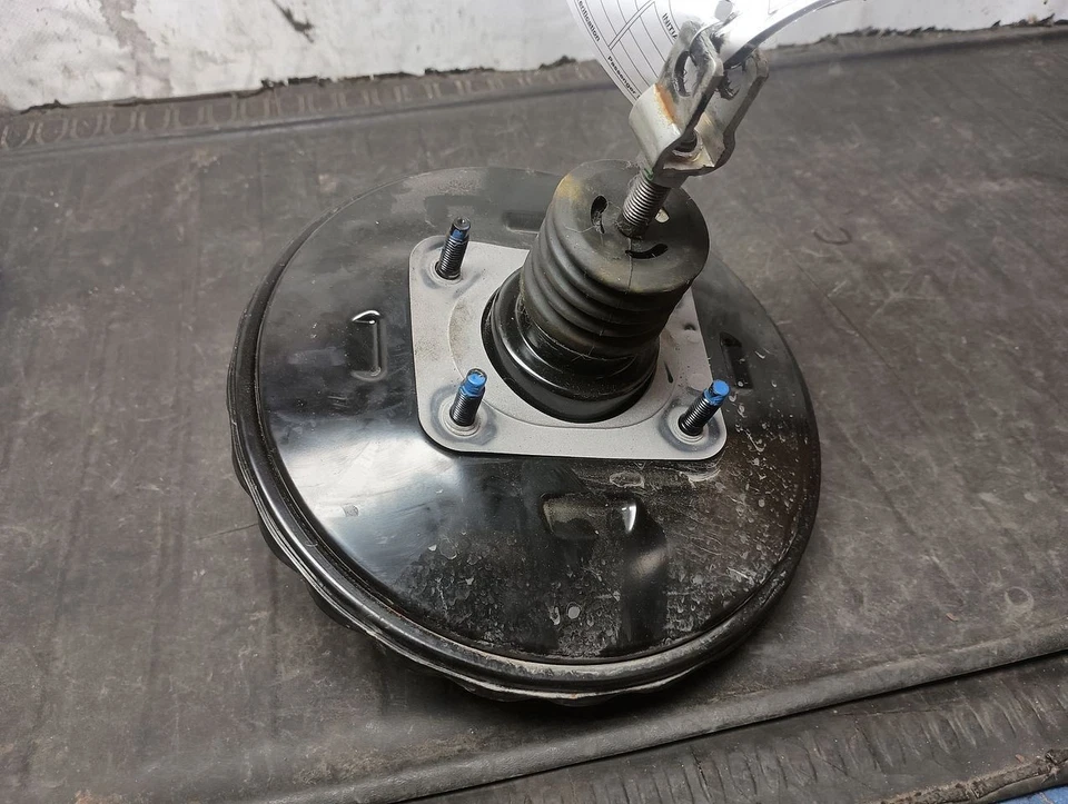 Power Brake Booster 4630A362 Fits 14-15 17-24 Mirage Hatchback 3070702 - Image 1 of 4